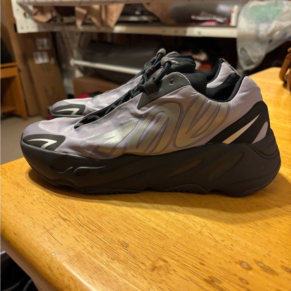 Yeezy 700